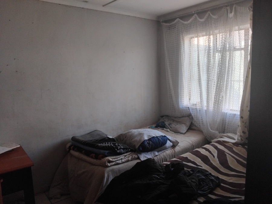 7 Bedroom Property for Sale in Bezuidenhout Valley Gauteng