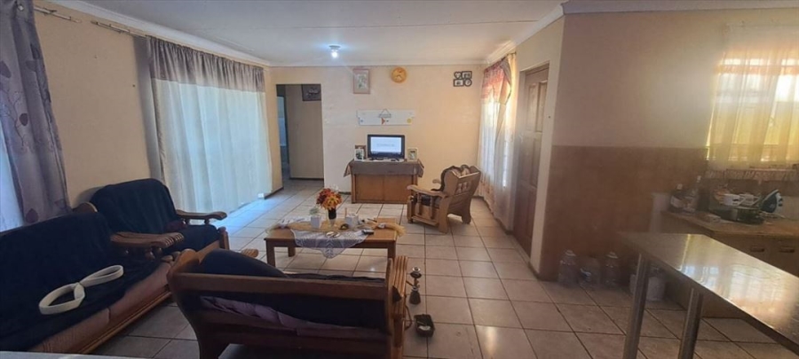 3 Bedroom Property for Sale in Windmill Park Gauteng