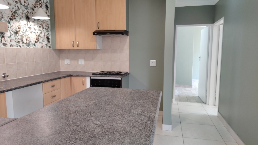 2 Bedroom Property for Sale in Amberfield Crest Estate Gauteng
