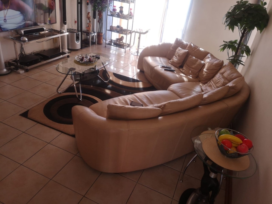 2 Bedroom Property for Sale in Jeppestown Gauteng