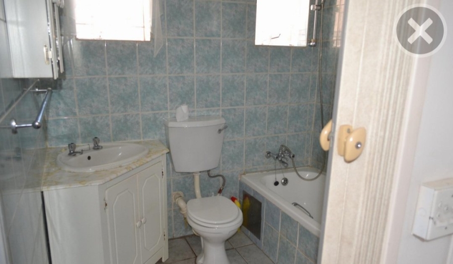 2 Bedroom Property for Sale in Pretoria West Gauteng