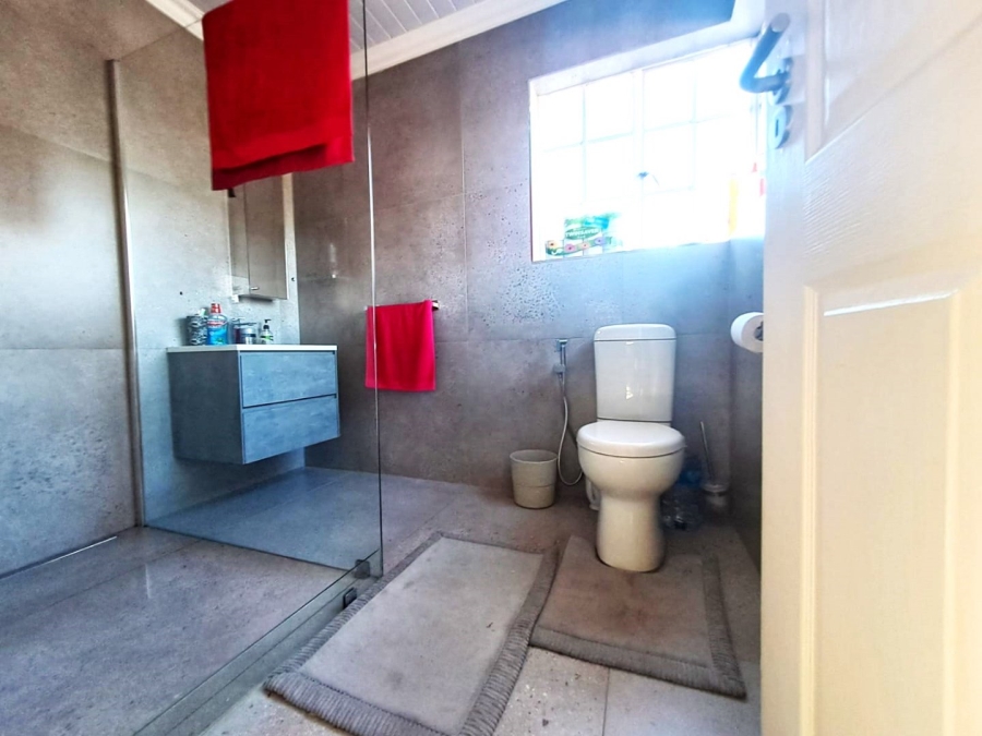 To Let 1 Bedroom Property for Rent in Ridgeway Gauteng