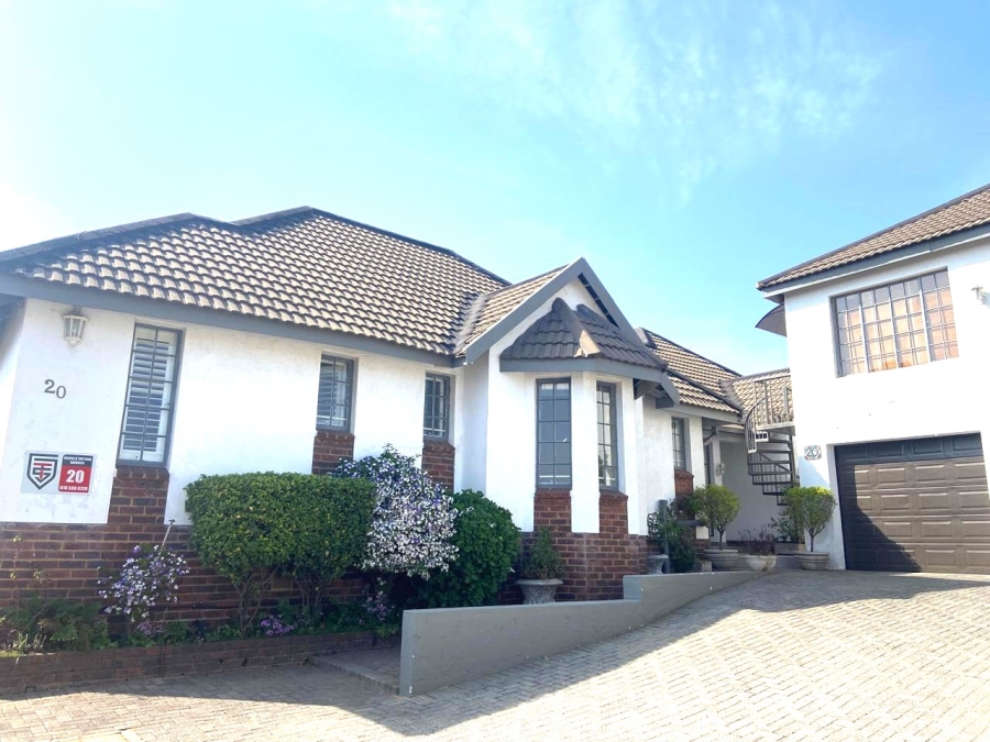 To Let 5 Bedroom Property for Rent in Ridgeway Gauteng