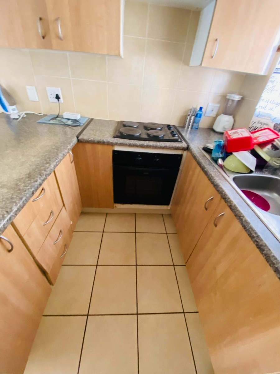 2 Bedroom Property for Sale in Karenpark Gauteng