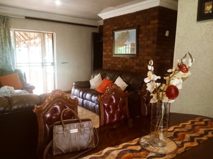 3 Bedroom Property for Sale in Hesteapark Gauteng
