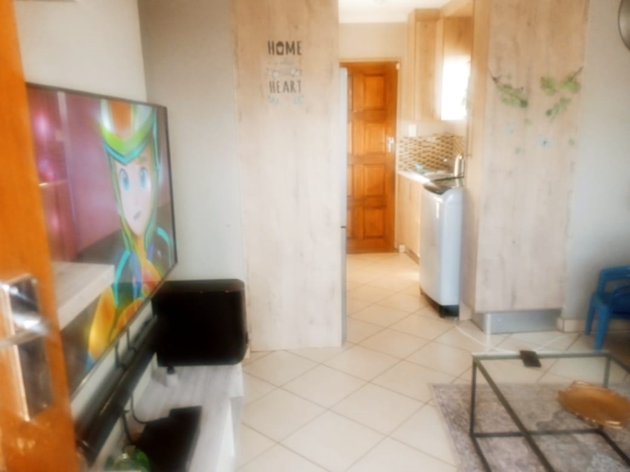3 Bedroom Property for Sale in Rosslyn Gauteng