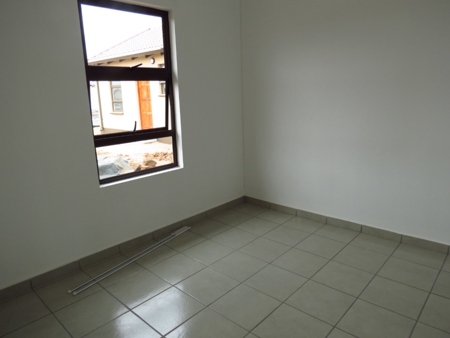 2 Bedroom Property for Sale in Crystal Park Gauteng