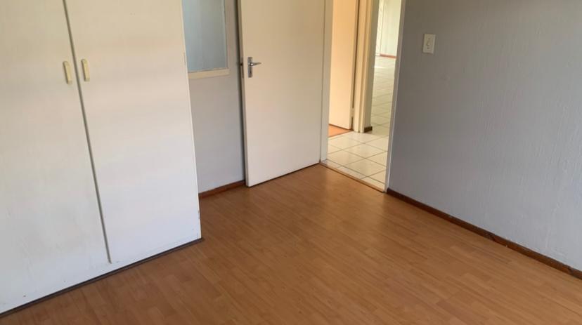 2 Bedroom Property for Sale in New Redruth Gauteng