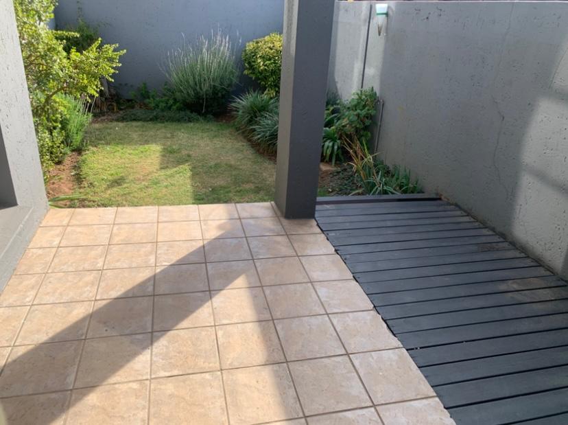 2 Bedroom Property for Sale in New Redruth Gauteng