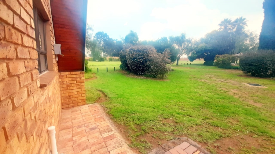 2 Bedroom Property for Sale in Vaal Marina Gauteng