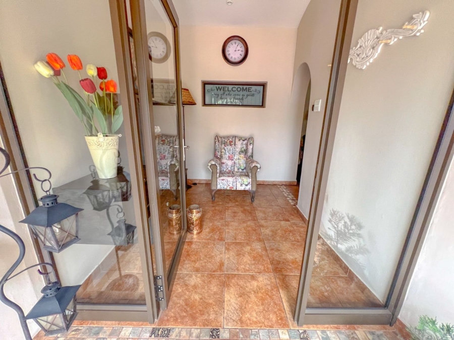 4 Bedroom Property for Sale in Vanderbijlpark SW 5 Gauteng