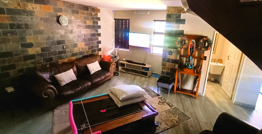 4 Bedroom Property for Sale in Vanderbijlpark SW 5 Gauteng