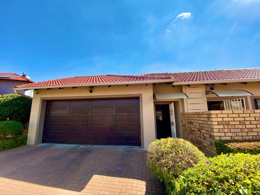 3 Bedroom Property for Sale in Monavoni Gauteng