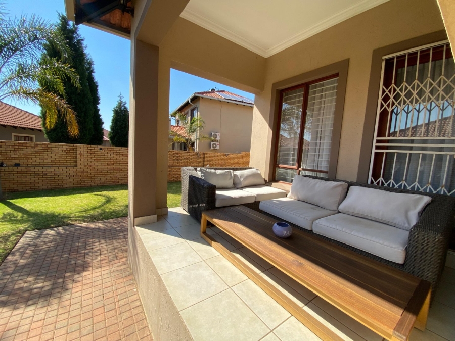 3 Bedroom Property for Sale in Monavoni Gauteng