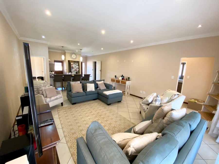 3 Bedroom Property for Sale in Monavoni Gauteng
