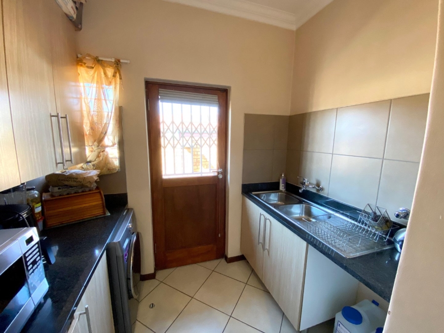 3 Bedroom Property for Sale in Monavoni Gauteng