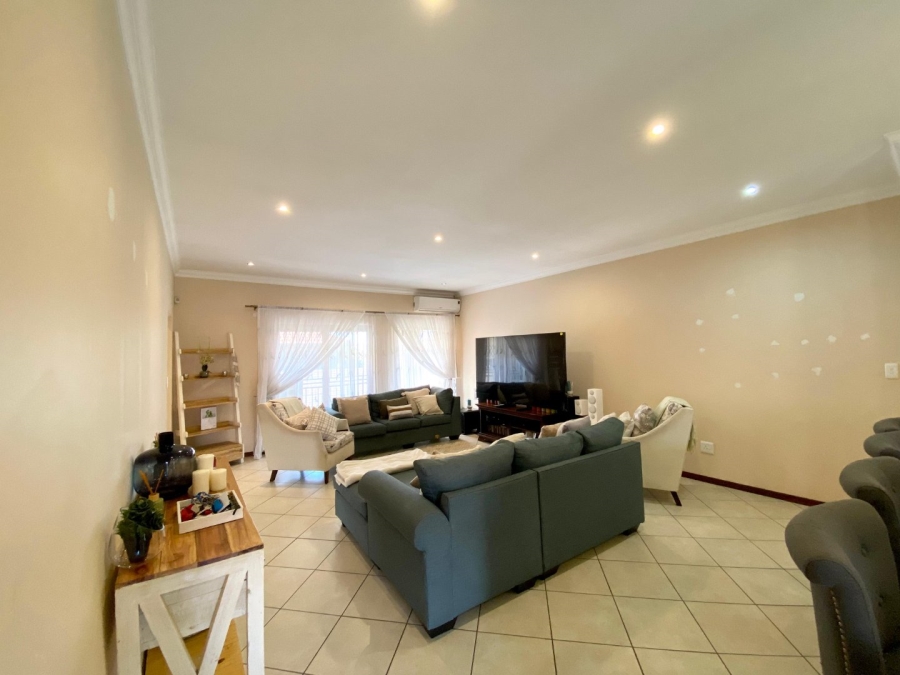 3 Bedroom Property for Sale in Monavoni Gauteng