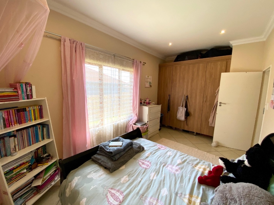 3 Bedroom Property for Sale in Monavoni Gauteng