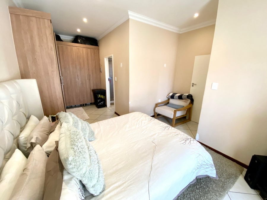 3 Bedroom Property for Sale in Monavoni Gauteng
