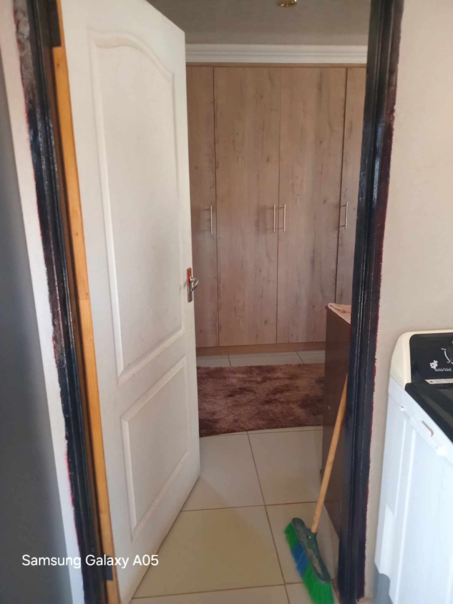 7 Bedroom Property for Sale in Soshanguve South Ext 4 Gauteng