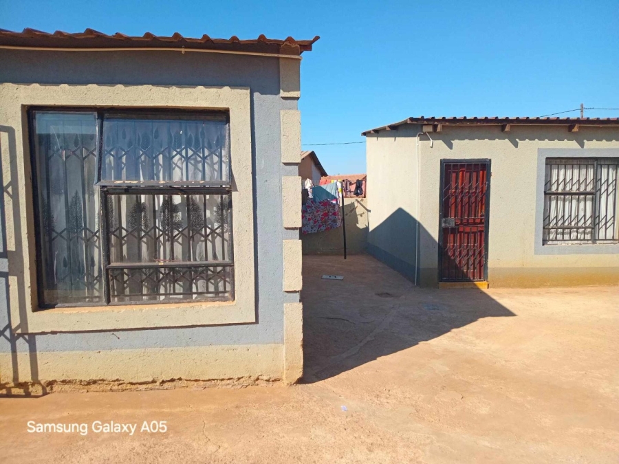 7 Bedroom Property for Sale in Soshanguve South Ext 4 Gauteng
