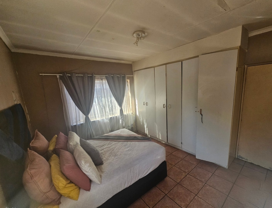 3 Bedroom Property for Sale in Bosmont Gauteng