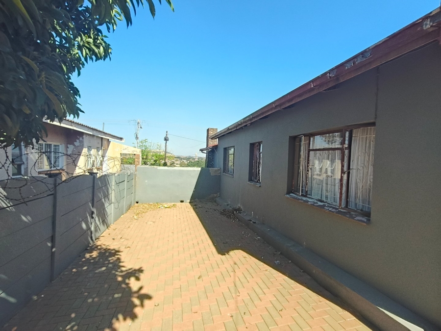 3 Bedroom Property for Sale in Bosmont Gauteng
