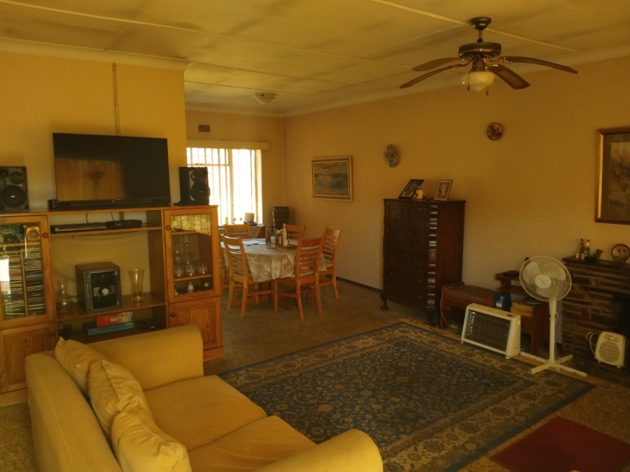 3 Bedroom Property for Sale in Edenvale Central Gauteng