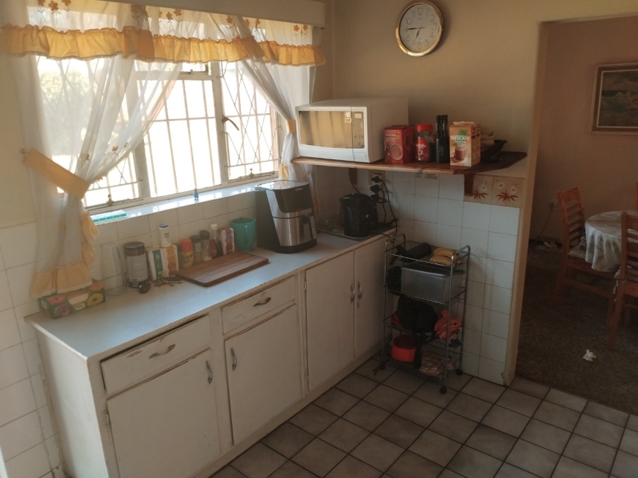 3 Bedroom Property for Sale in Edenvale Central Gauteng