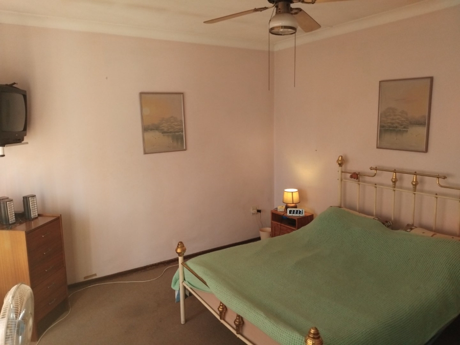 3 Bedroom Property for Sale in Edenvale Central Gauteng