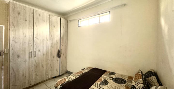 6 Bedroom Property for Sale in Pretoria Gauteng