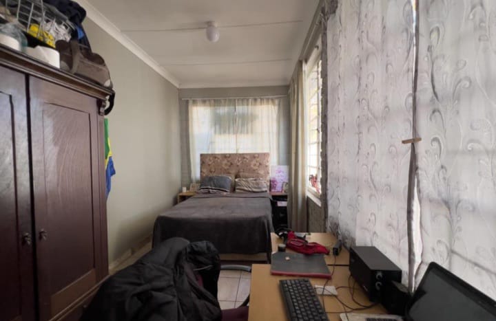 6 Bedroom Property for Sale in Pretoria Gauteng