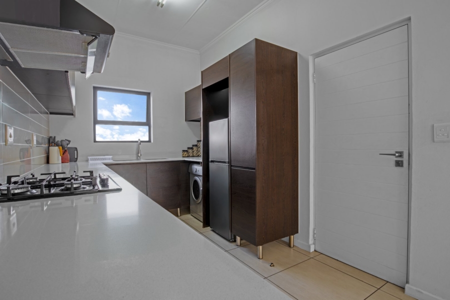 2 Bedroom Property for Sale in Greenstone Hill Gauteng