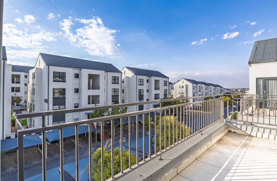 2 Bedroom Property for Sale in Greenstone Hill Gauteng
