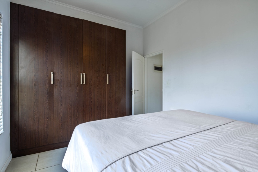 2 Bedroom Property for Sale in Greenstone Hill Gauteng