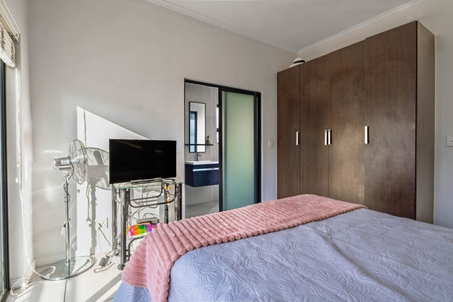 2 Bedroom Property for Sale in Greenstone Hill Gauteng