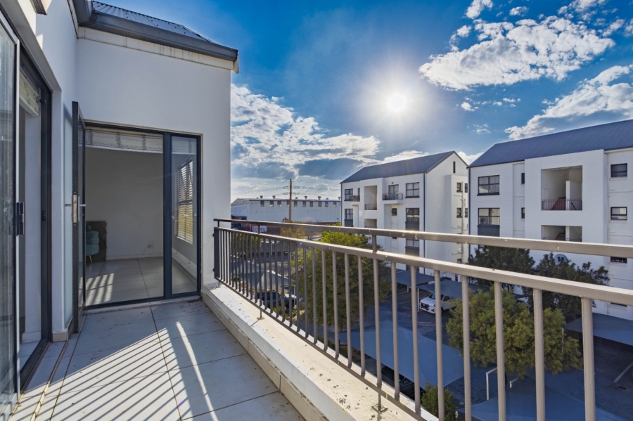 2 Bedroom Property for Sale in Greenstone Hill Gauteng