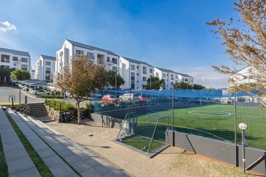 2 Bedroom Property for Sale in Greenstone Hill Gauteng