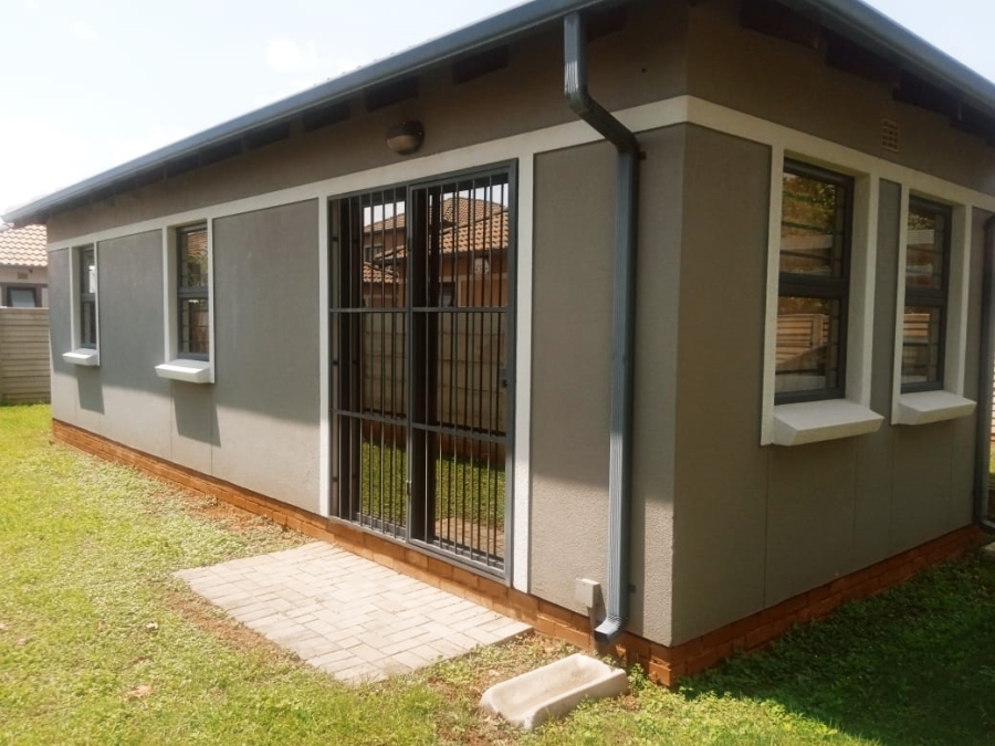 3 Bedroom Property for Sale in Andeon Gauteng