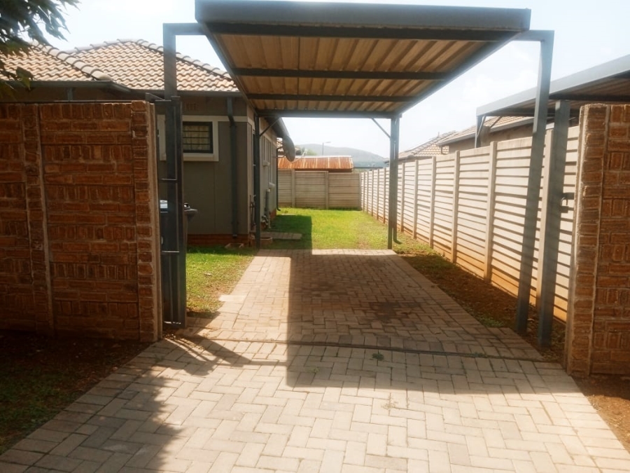 3 Bedroom Property for Sale in Andeon Gauteng