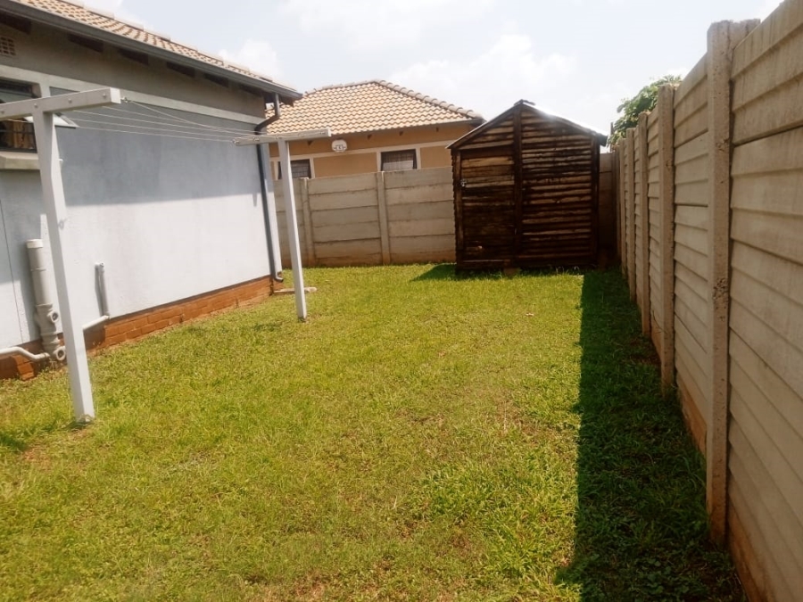 3 Bedroom Property for Sale in Andeon Gauteng