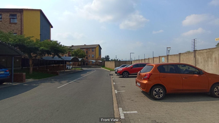 2 Bedroom Property for Sale in Erand Gardens Gauteng