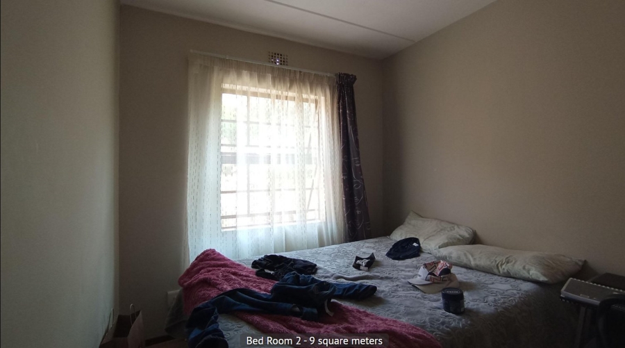 2 Bedroom Property for Sale in Erand Gardens Gauteng