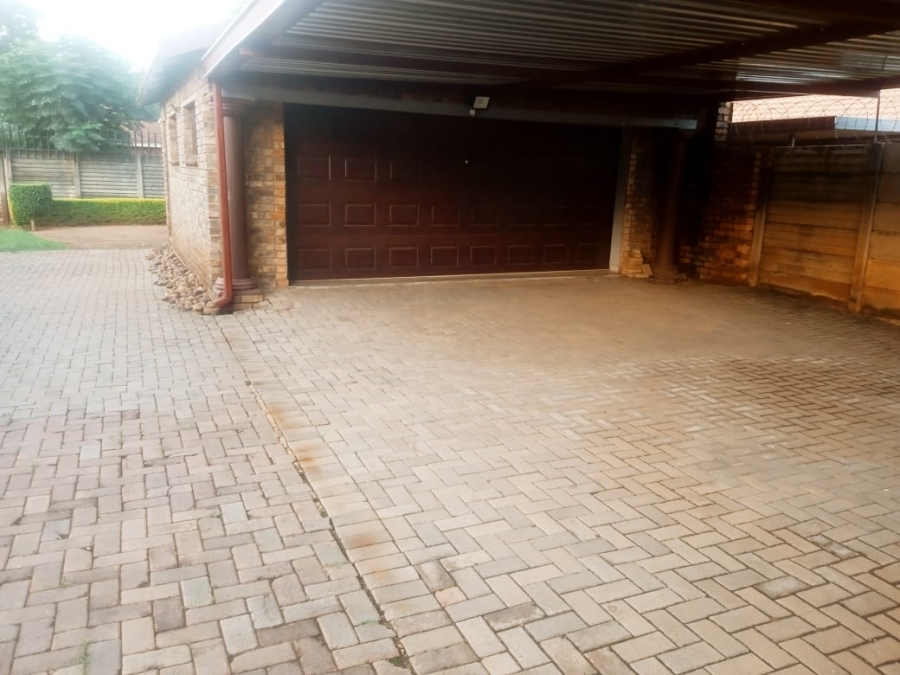 3 Bedroom Property for Sale in The Orchards Gauteng