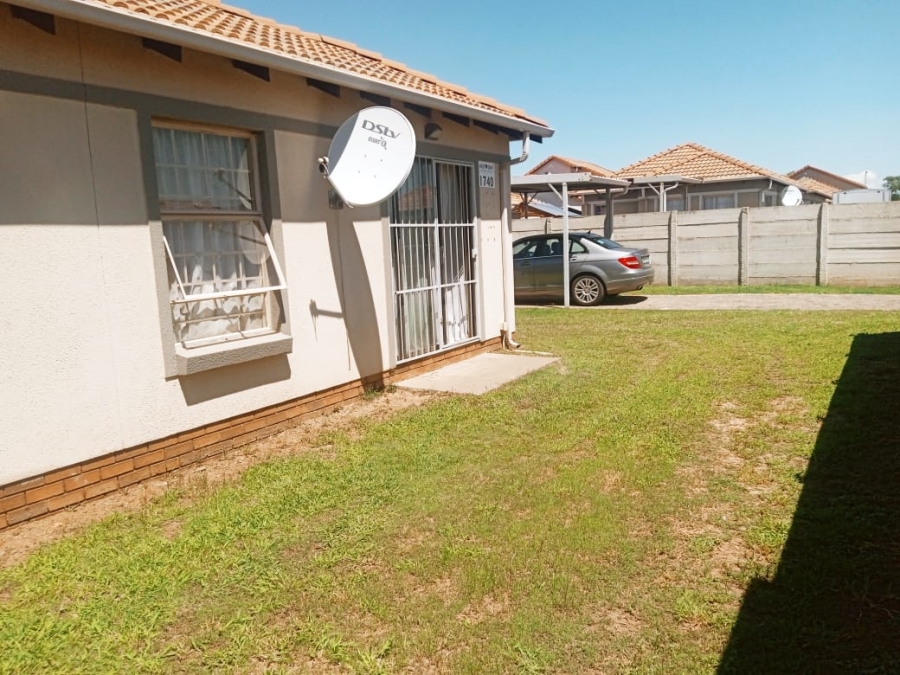 3 Bedroom Property for Sale in Andeon Gauteng