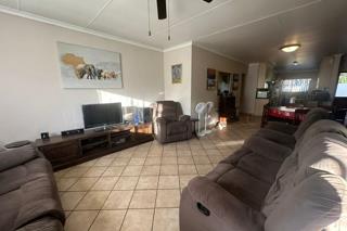 3 Bedroom Property for Sale in Thatchfield Estate Gauteng