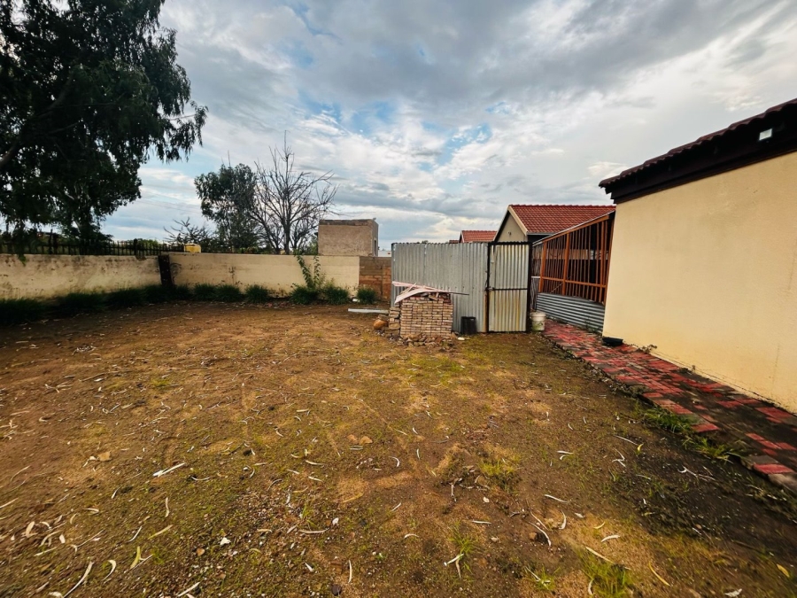 3 Bedroom Property for Sale in Nkwe Estate Gauteng