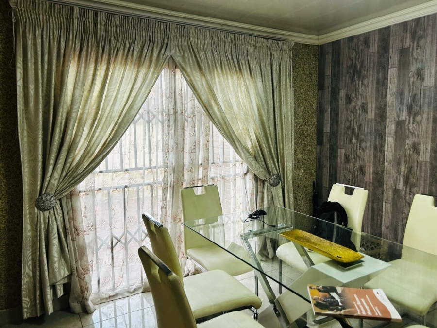 3 Bedroom Property for Sale in Nkwe Estate Gauteng