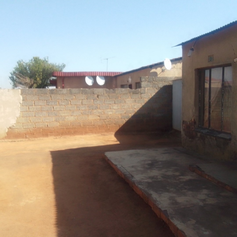 2 Bedroom Property for Sale in Katlehong South Gauteng