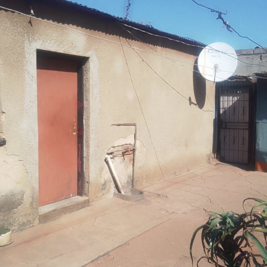 2 Bedroom Property for Sale in Katlehong South Gauteng